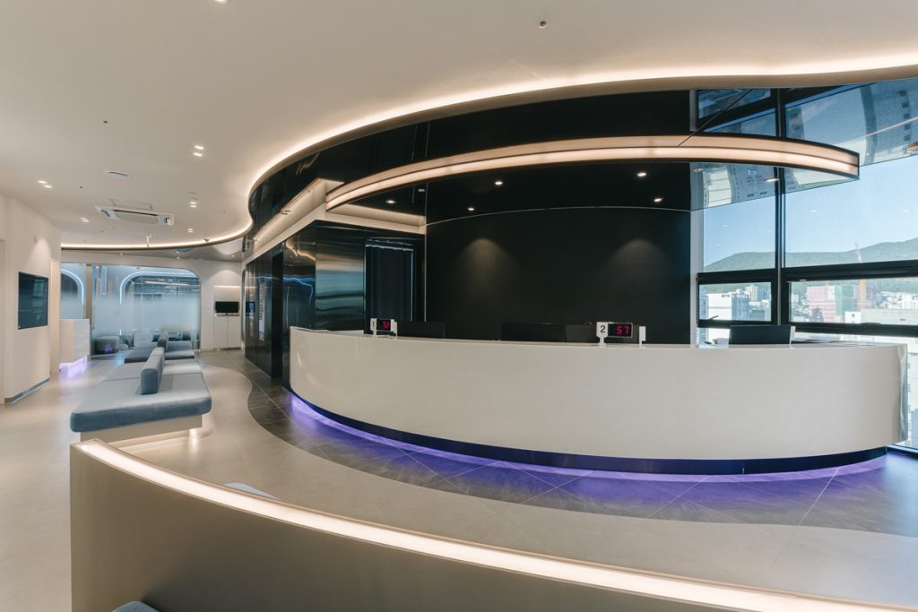 부산 서면 제이린안과 15층 접수대